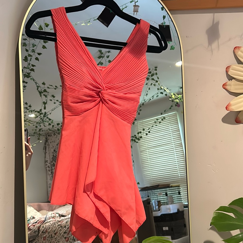 Orangish pink coral flow tank